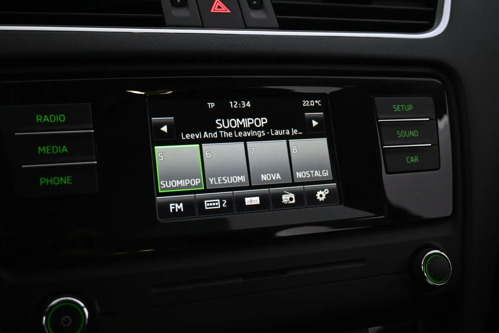 Car Image - 7lu156UoFOV6JFxhcXcnL3