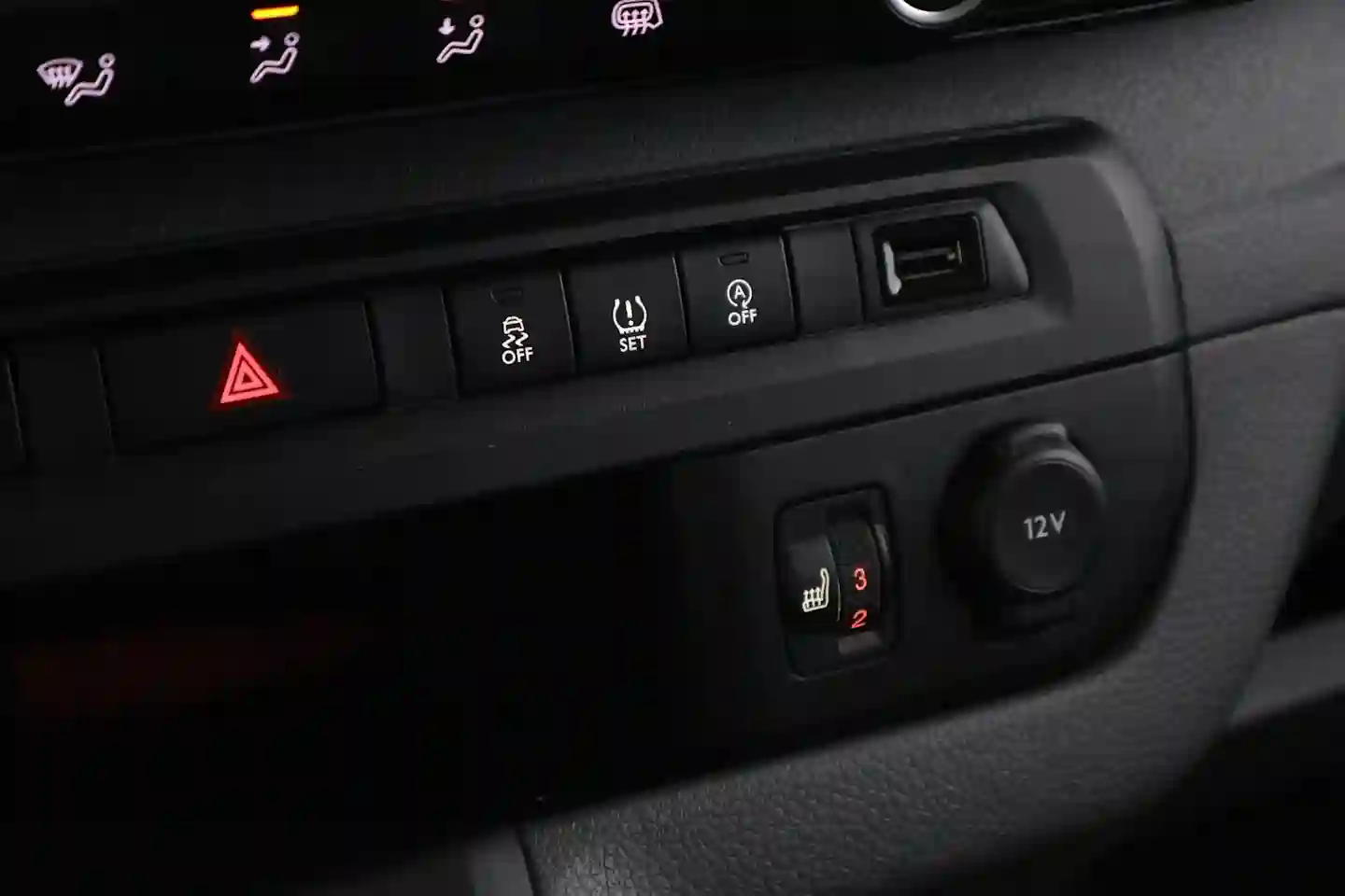 Car Image - 1jWOcEUQr0foGIJOD8Esfb