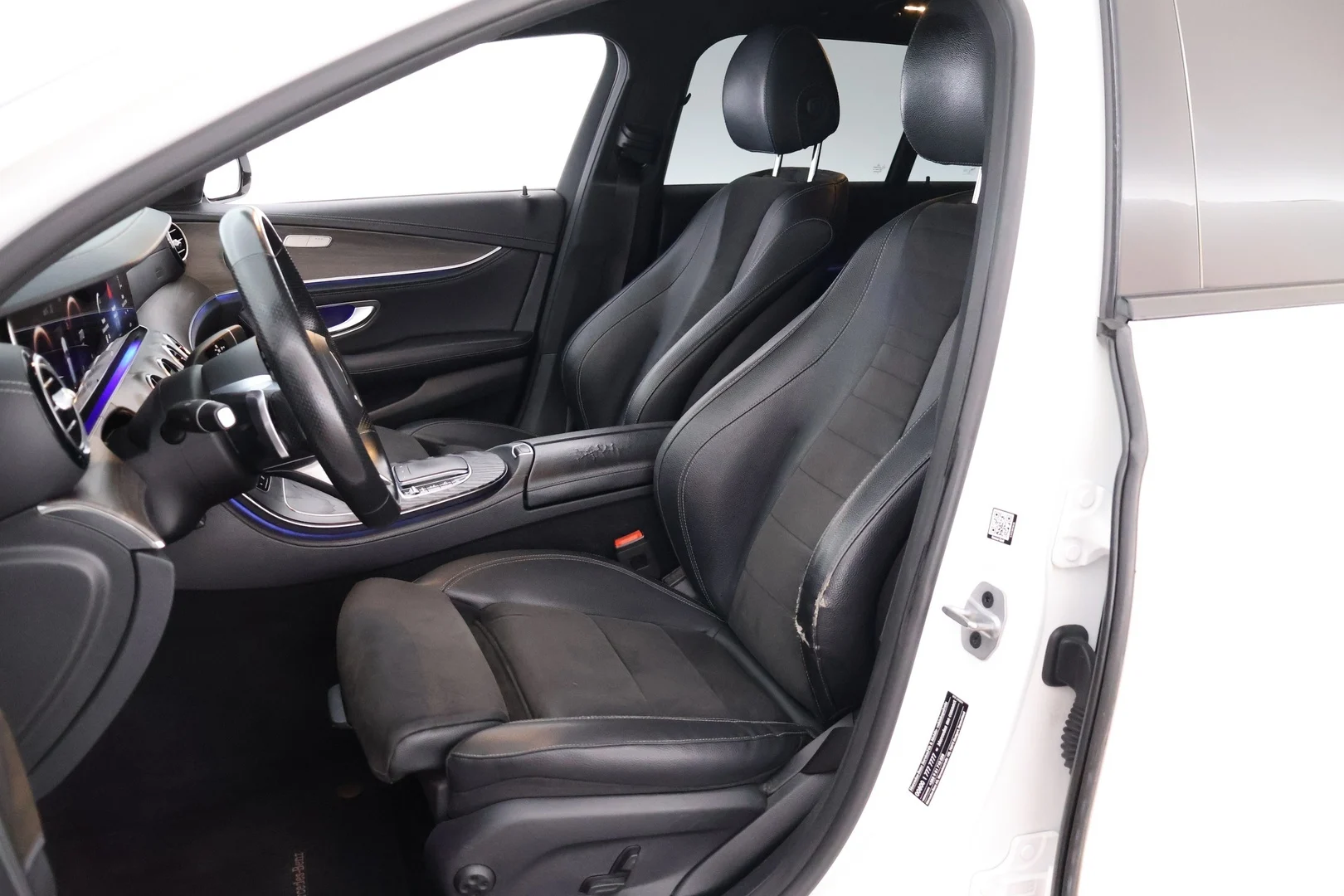 Car Image - 71MffOsjrAcm2Vr70eynYz