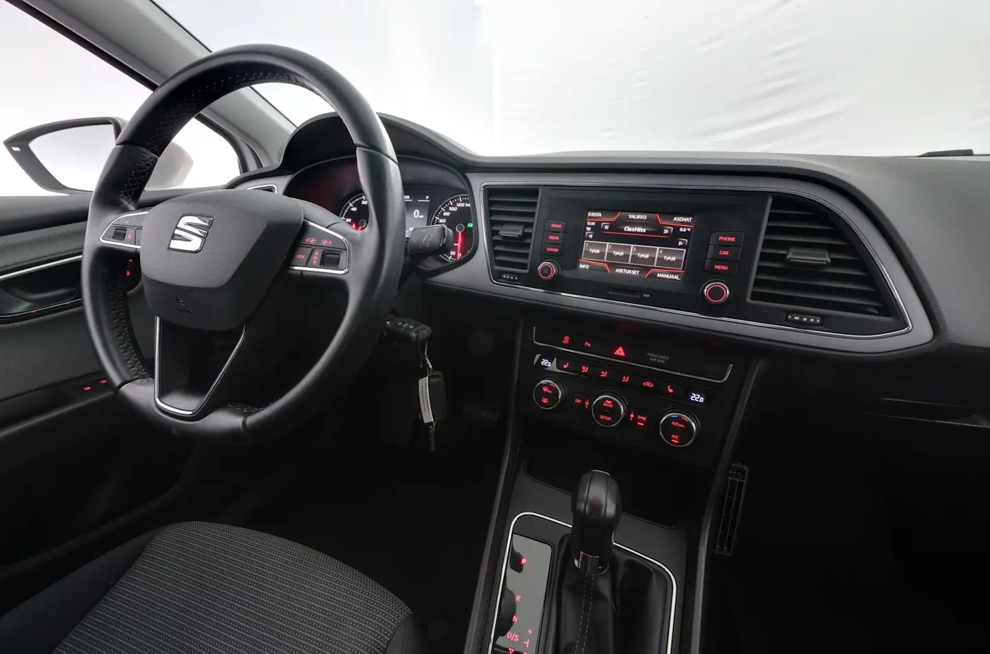 Car Image - 2dtW2we8bRy4avFL33iS6O