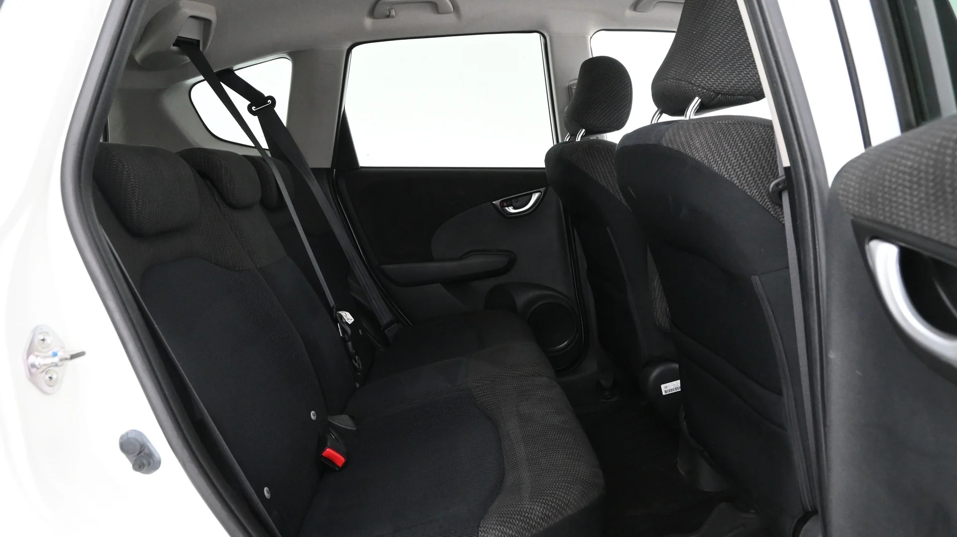 Car Image - 4nYXwUVLFFMrEsMtEP2RGp