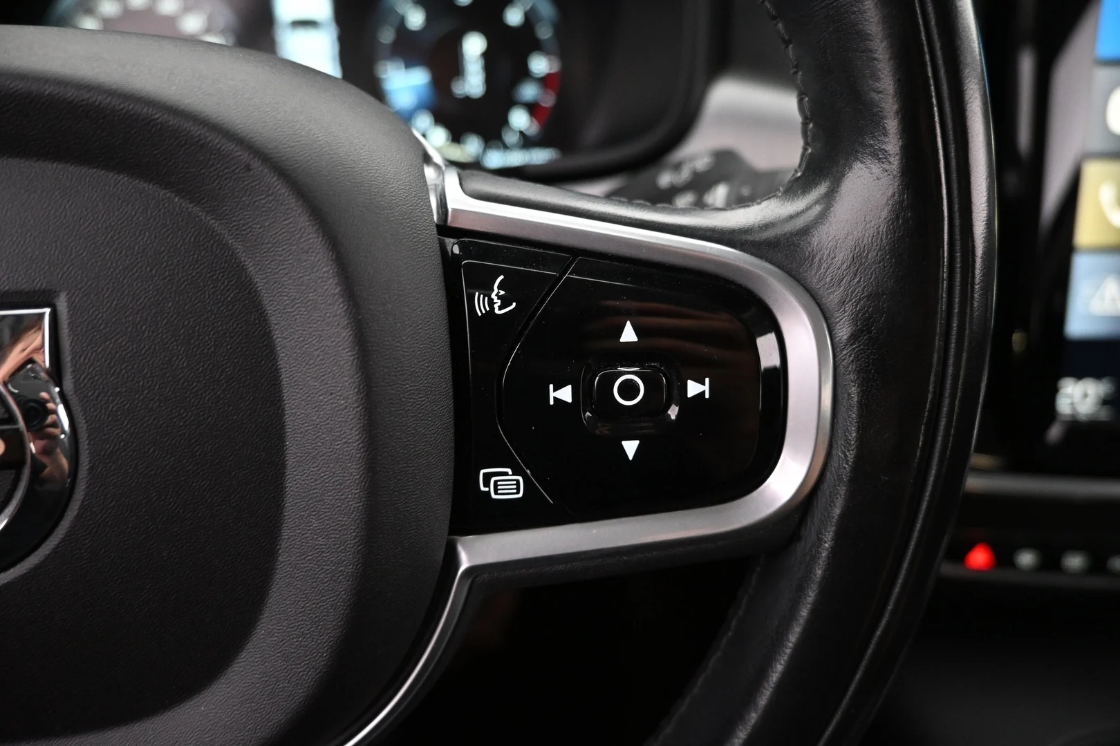 Car Image - 7kF7okm2Bfm6j8OWIQtyNi