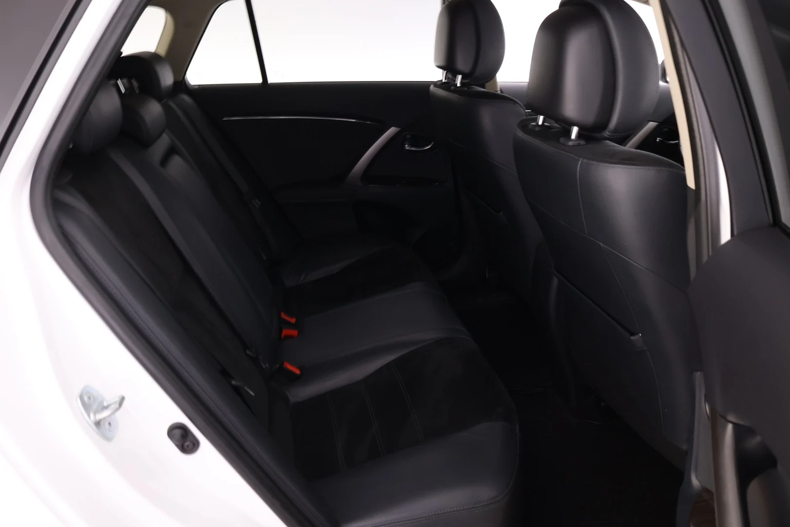 Car Image - Elyfe4bzUJAyDkmMQUpMU