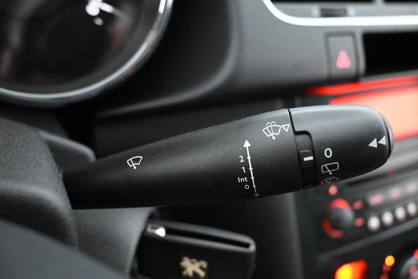 Car Image - 2hOf7BvHrqgQ8fqycjZKNK