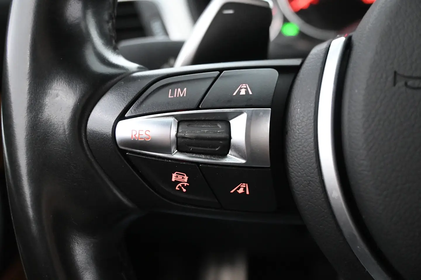 Car Image - 4UMHJvLVISEBicsflklwA2