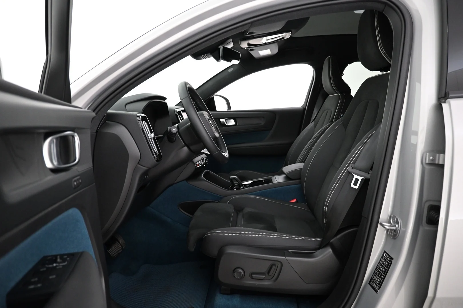 Car Image - 6ospM4WO3LpY4pcBmE1UG0