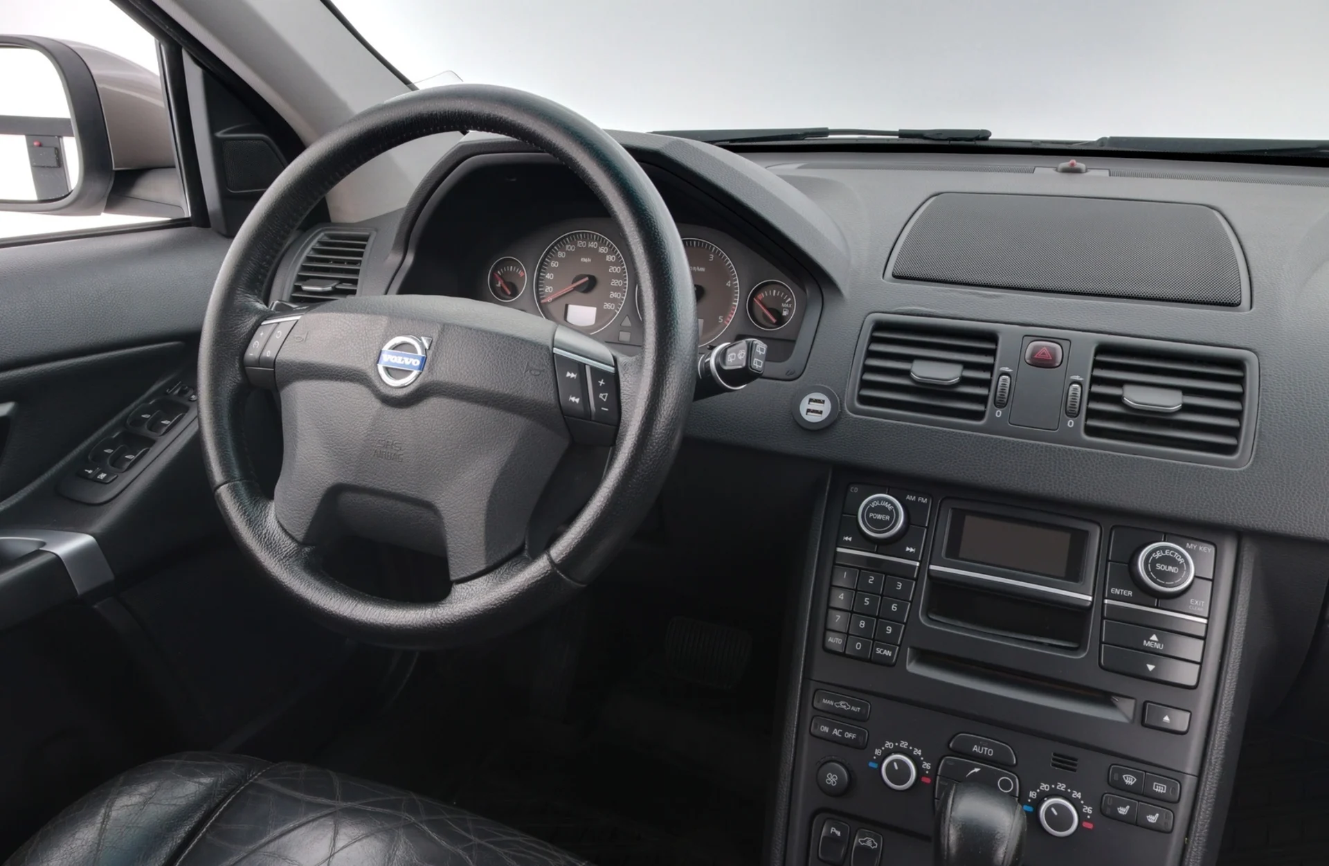 Car Image - 19VVDdLtB1f8VhdDvhHzsz