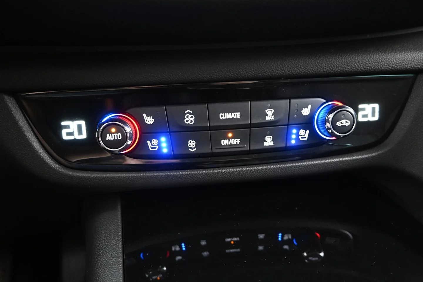 Car Image - 3BFjCAfSifvc17h0rqERSi
