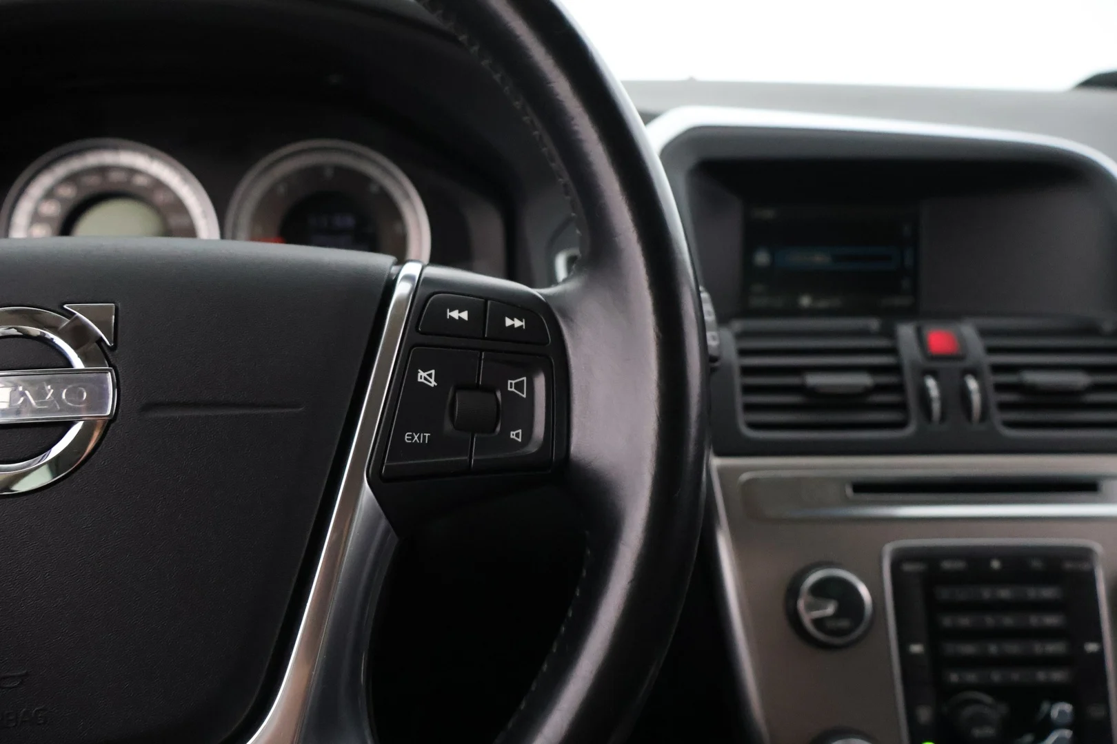 Car Image - 1sYHpltLxXCpxyI7WUO2Uj
