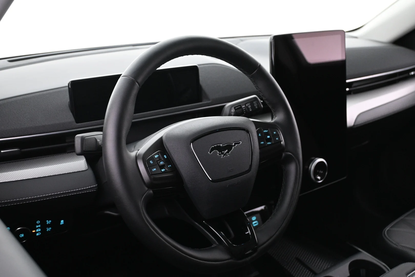 Car Image - tDWbSOUd1bRgGdgt9bbdX