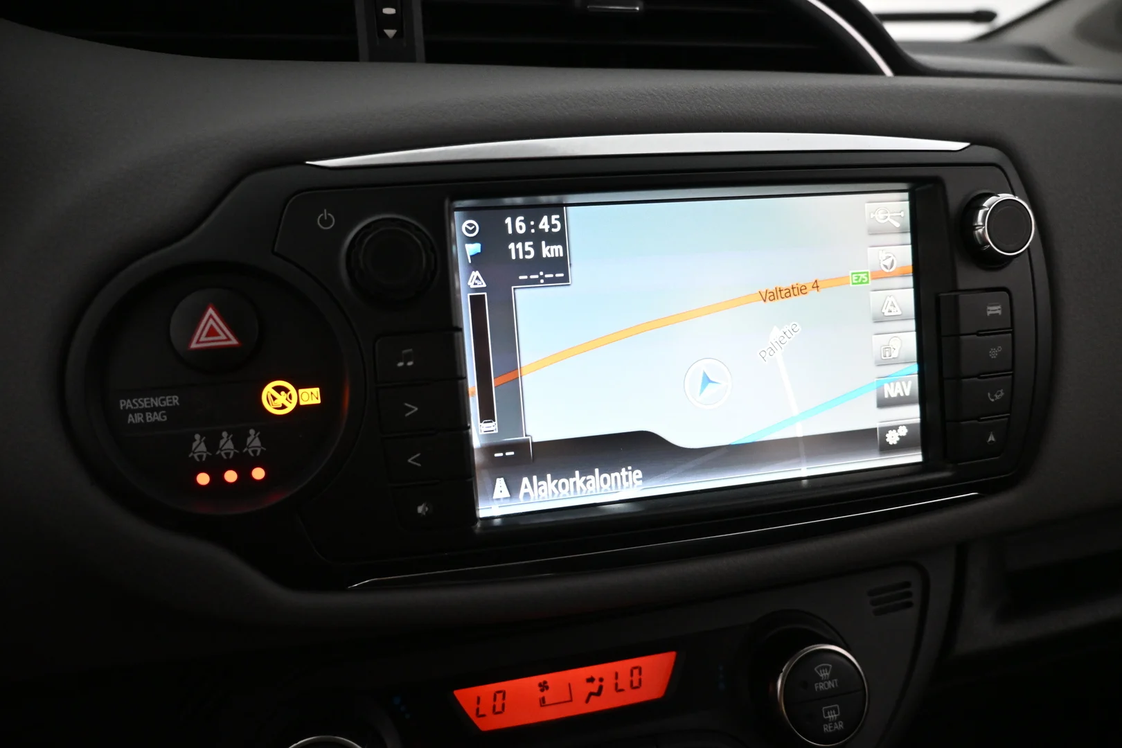 Car Image - 18dxakRdw0I2pl1BAYrXOn
