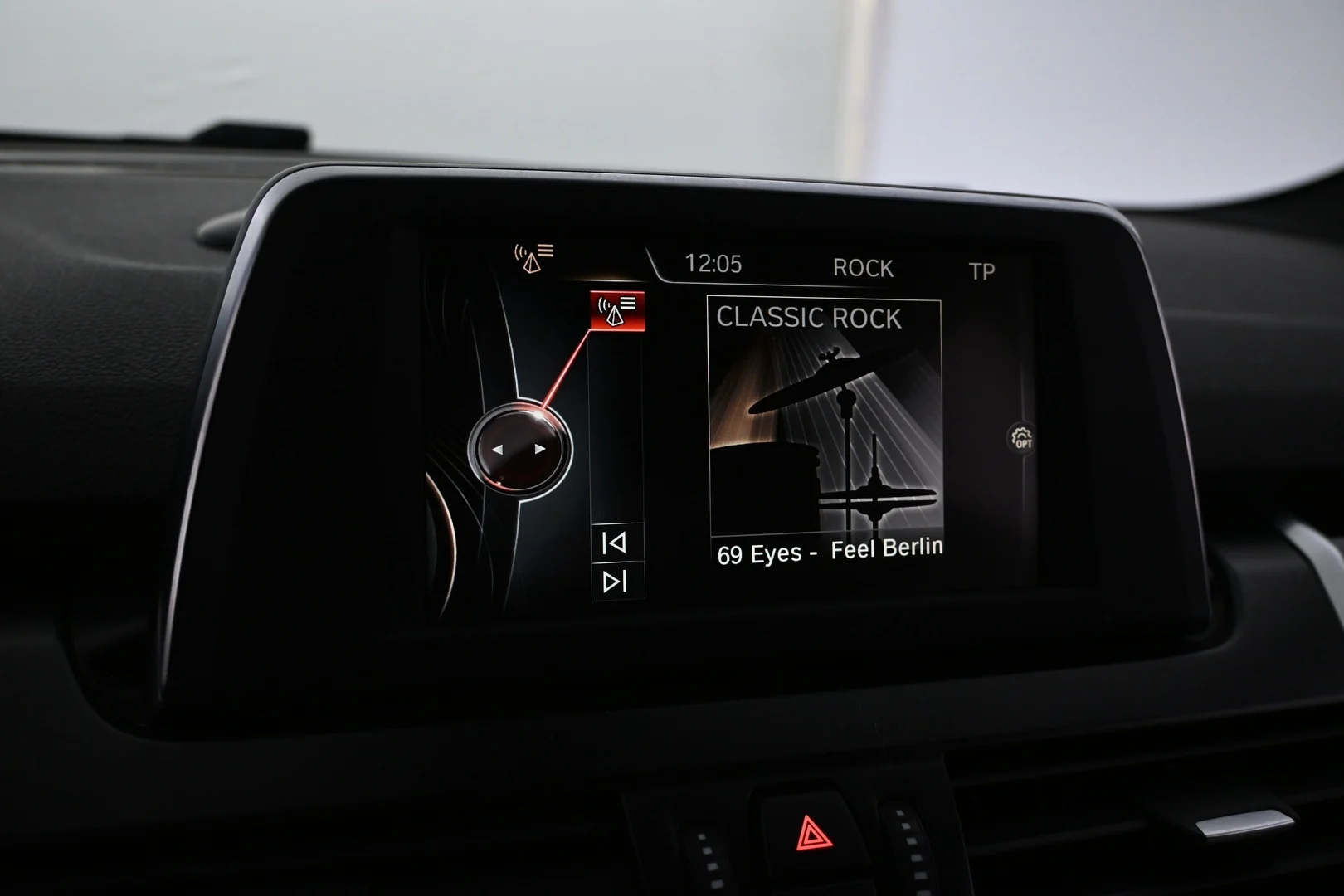 Car Image - 1GaOcSpMWyxcH6VuzhiXEa
