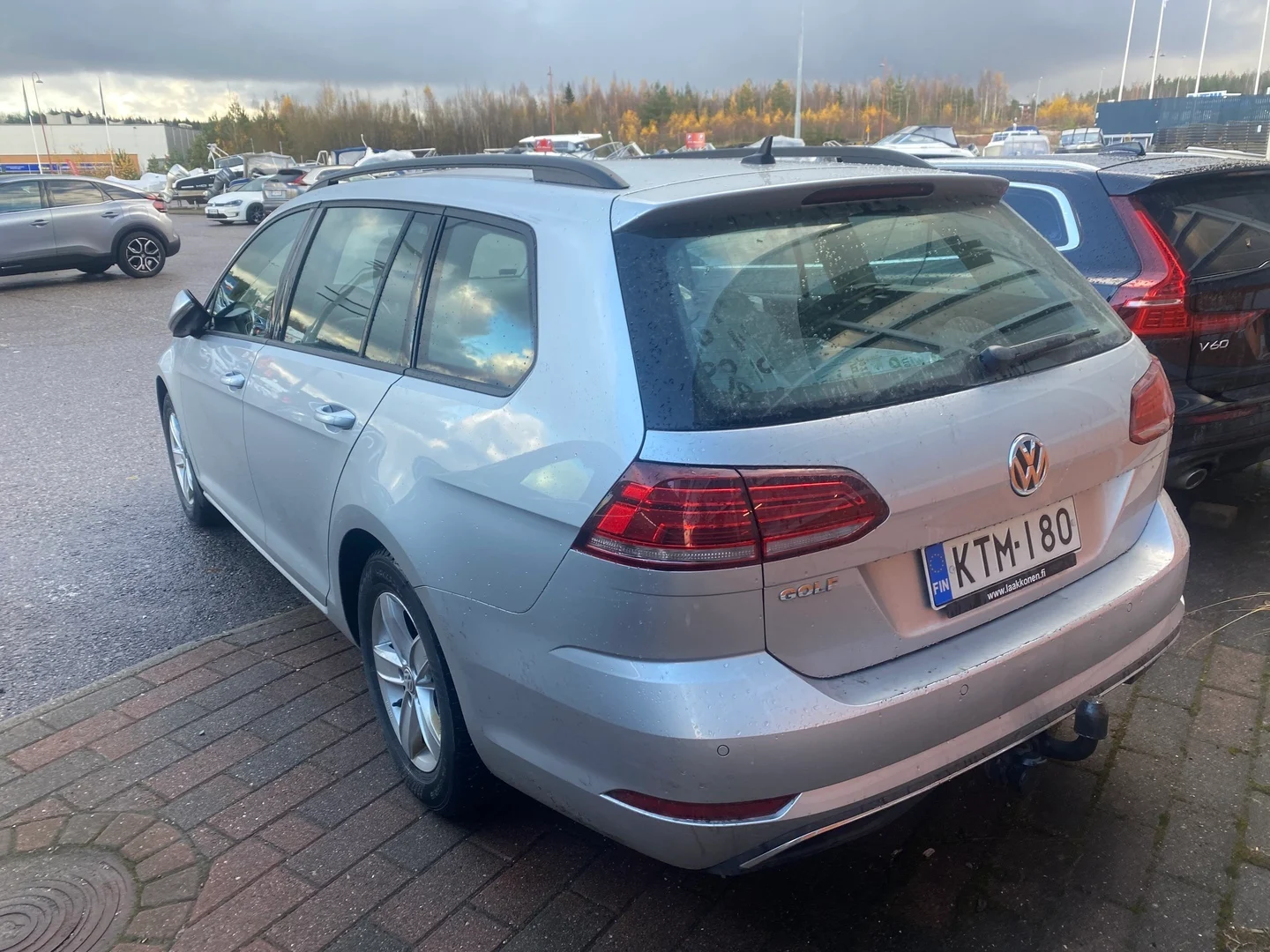 Car Image - 2H610q5vlKEnDllJHMe1r1