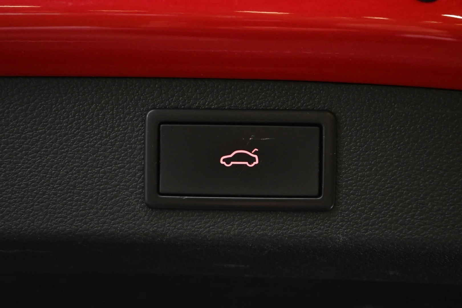 Car Image - 1DeC7EYuHEr5F3l9x06Oos