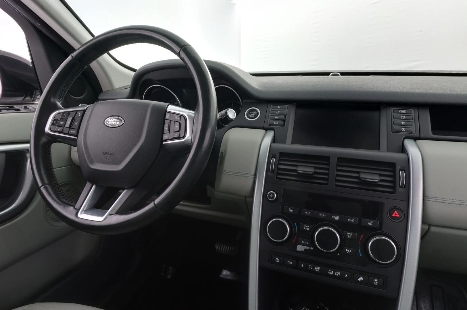Car Image - 7bXXdooDPnpZv7QVTWKcN9