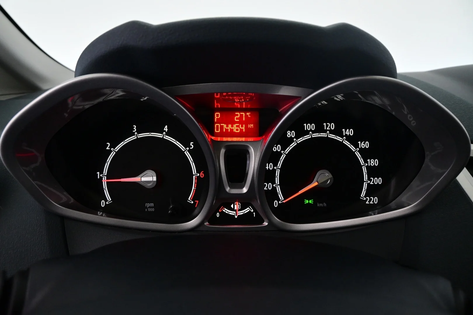 Car Image - 79Ezo0RwwGk69SOwyM8vBW