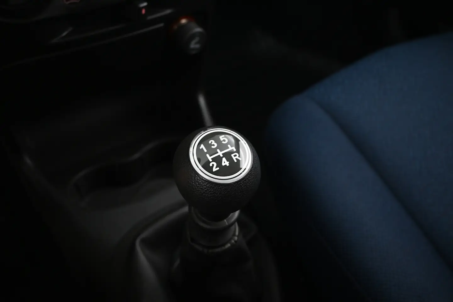 Car Image - Bq50COcCHtyH44y1wFuEy