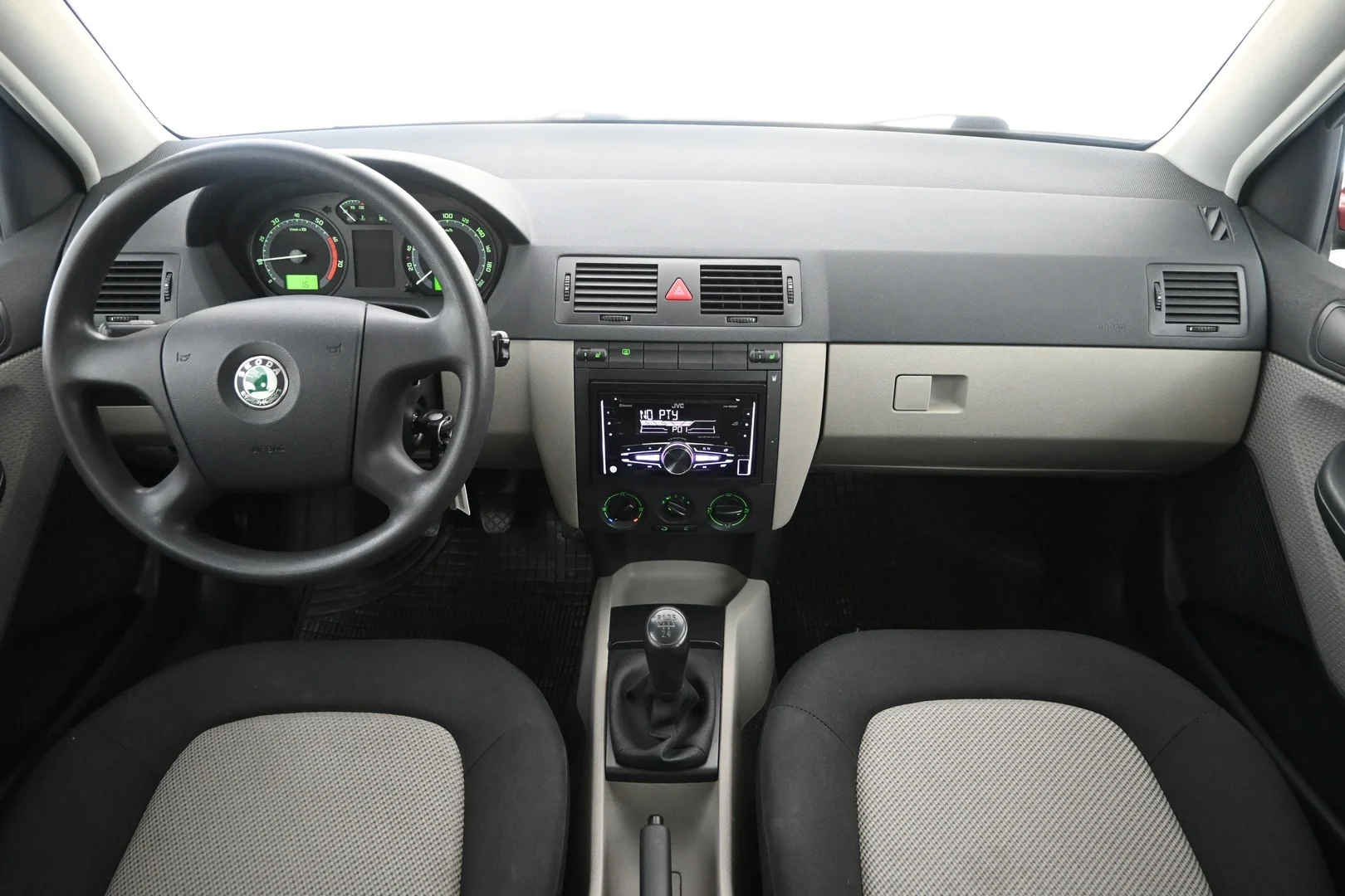 Car Image - 5C6adcVBRop5jwZI280Npl