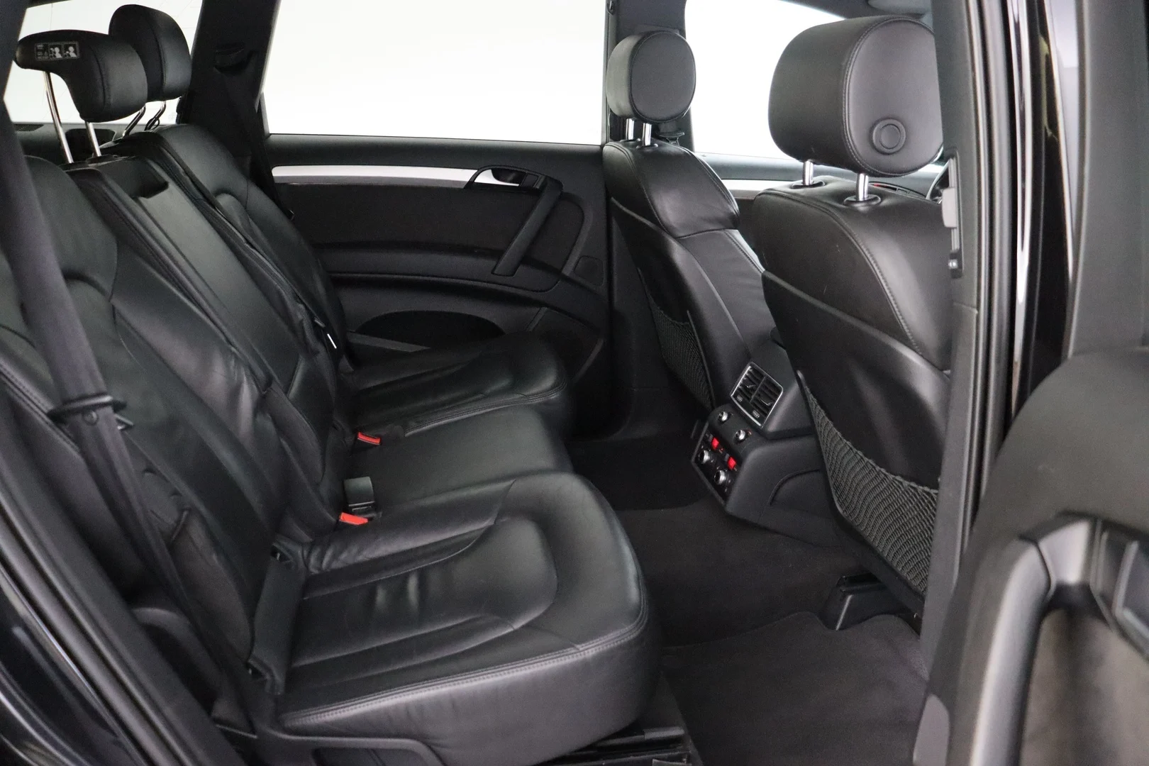 Car Image - 4cqvQ4bOET4iHTdt0v6H3f