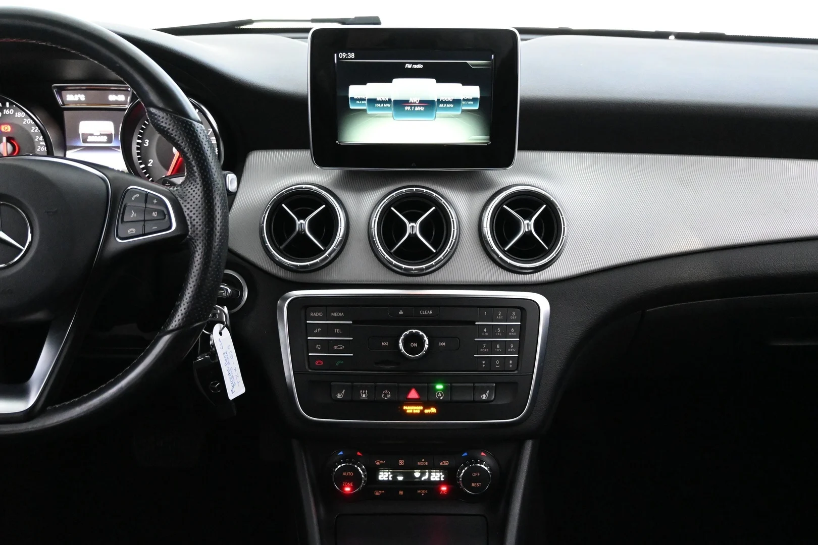 Car Image - 7na0F1B3BPEX4jAKqndrE5