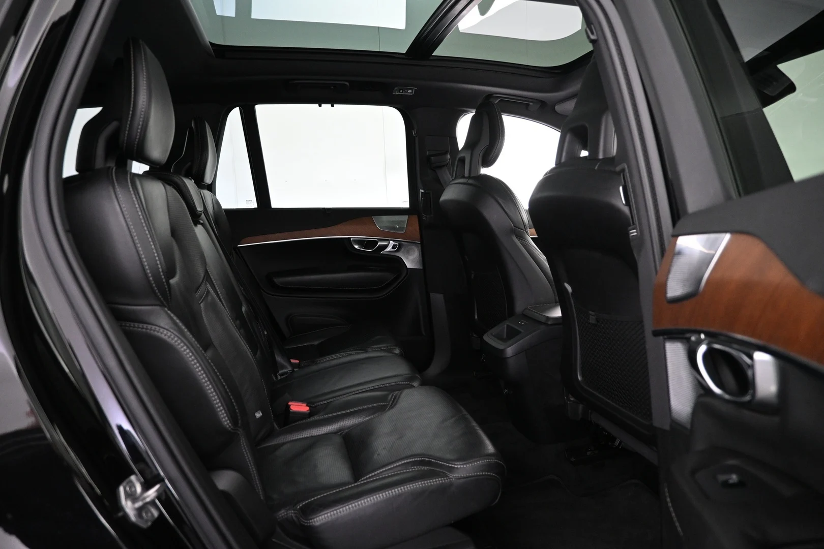 Car Image - 2J7eM0w9FVrwtPUDKNael8