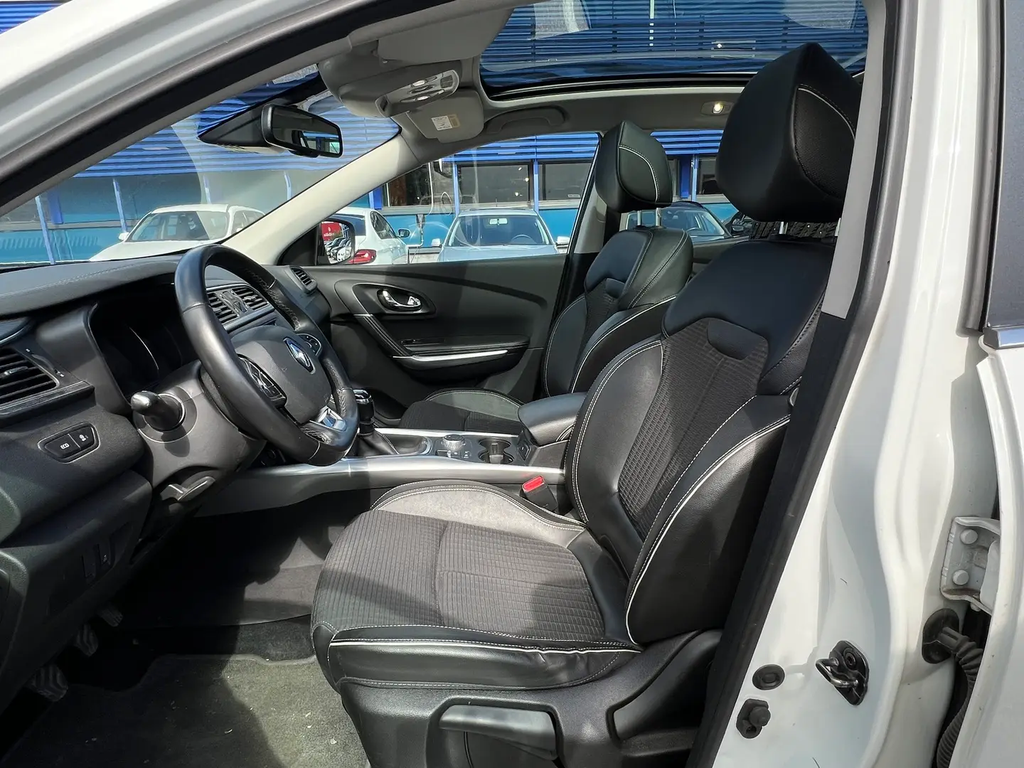 Car Image - 4XqsWYeUMPzzaAD6Cr1piC