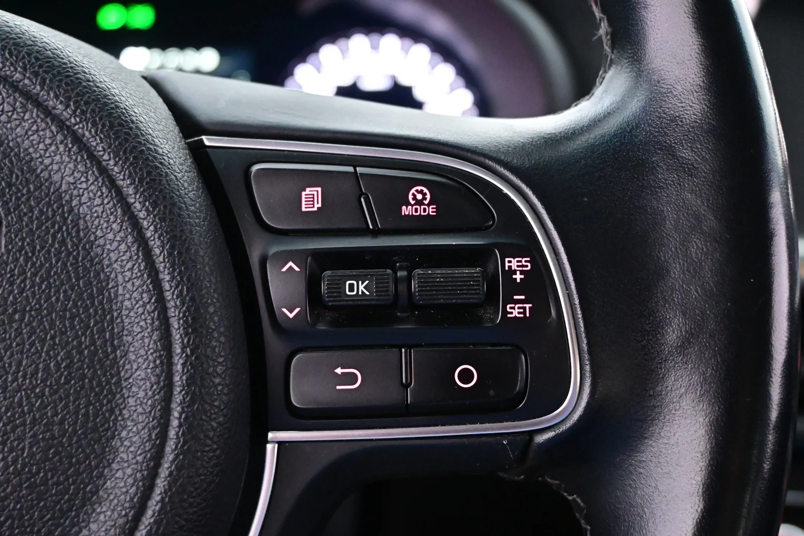 Car Image - 7zdTMHbSbLkOxYrMuCMkRQ