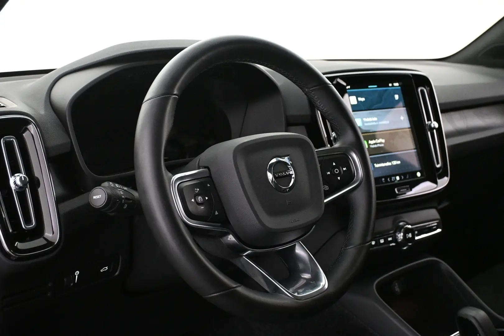 Car Image - 44qCzA8rte3ESzSttgGVId