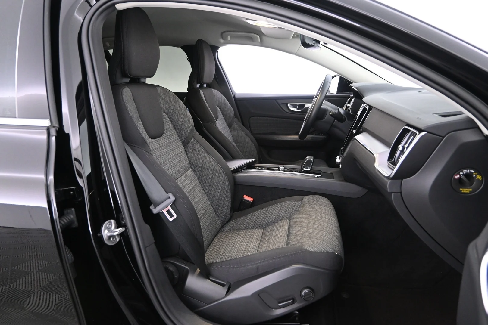 Car Image - 2RtXSYCns6Gkcfd4l08uce