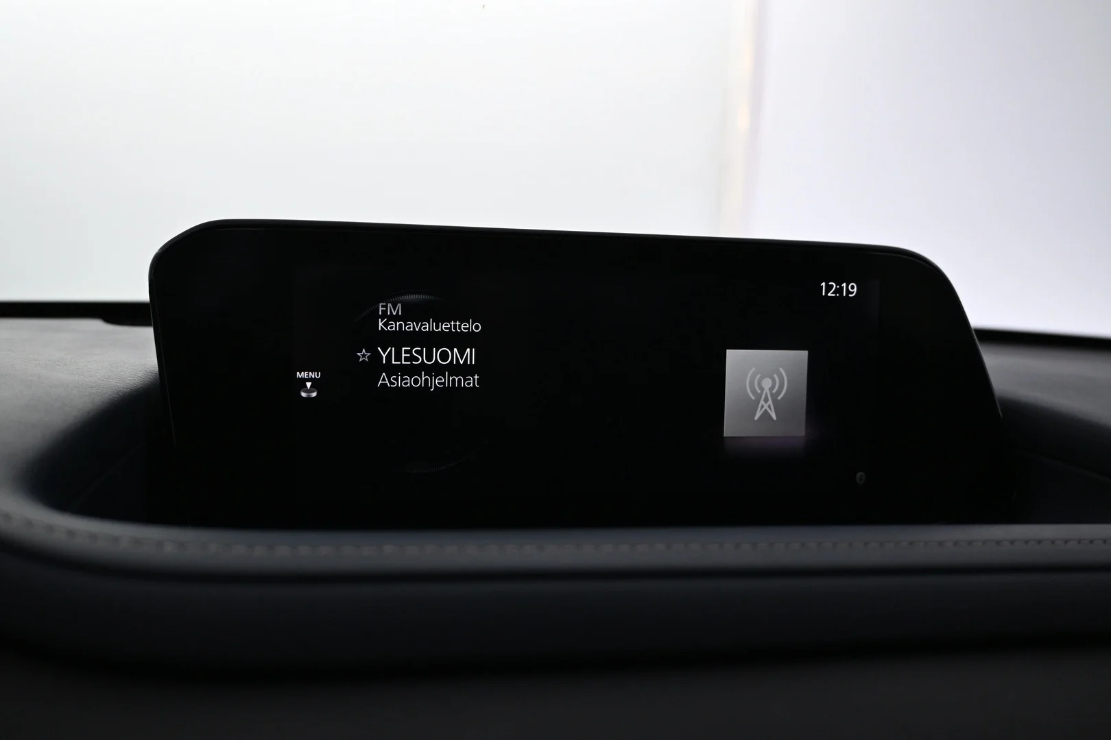 Car Image - Aj5P9XmHDsNuKAKDMcPtd