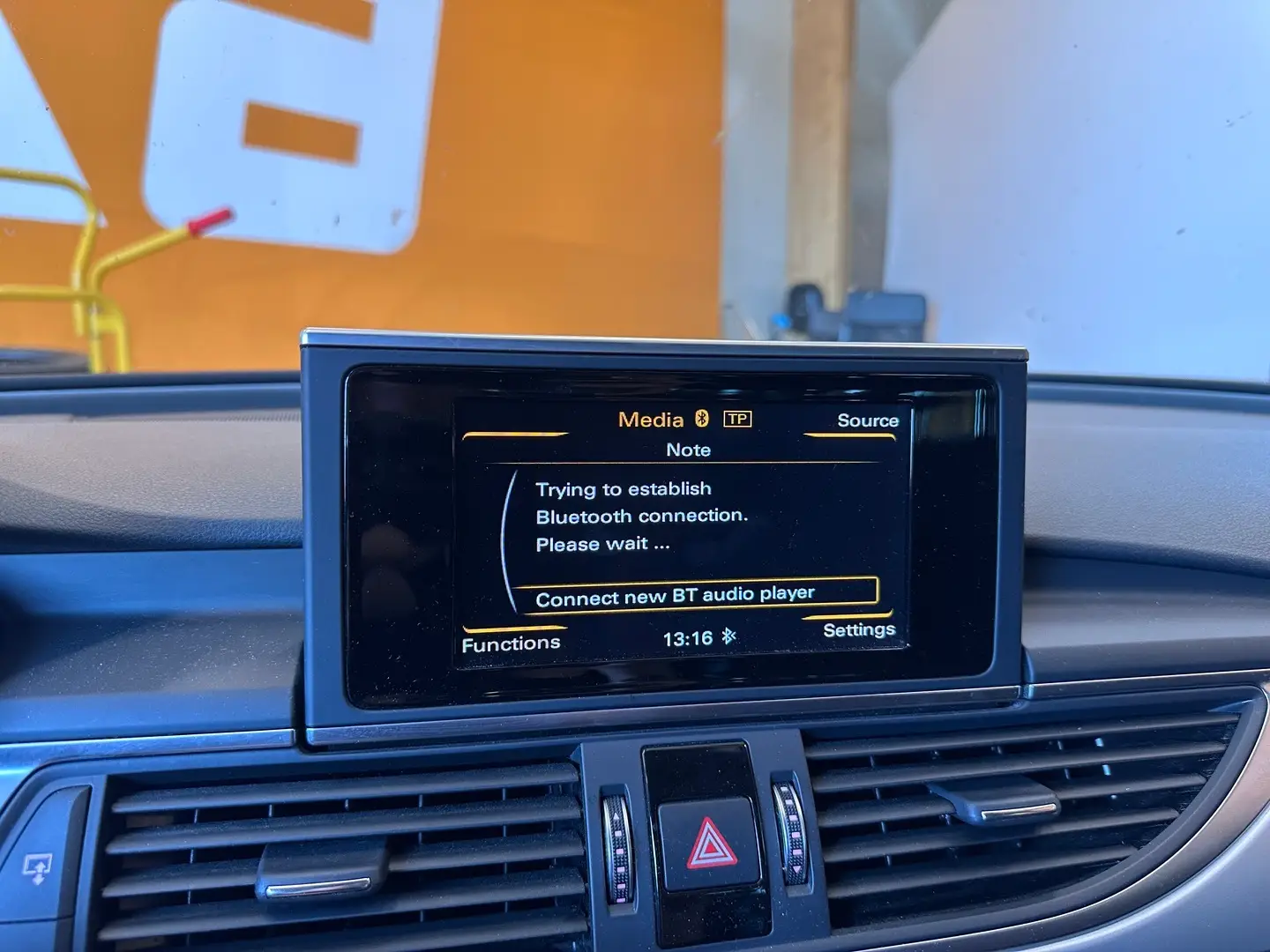 Car Image - 4xQs89Tnw0fqtkZBv9l3z