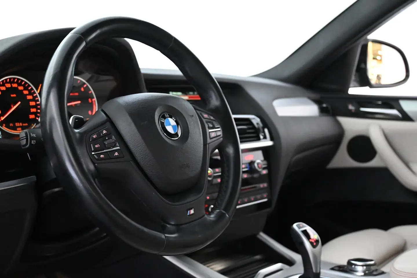 Car Image - 3cKf37M28dTio3kWO8YJrp