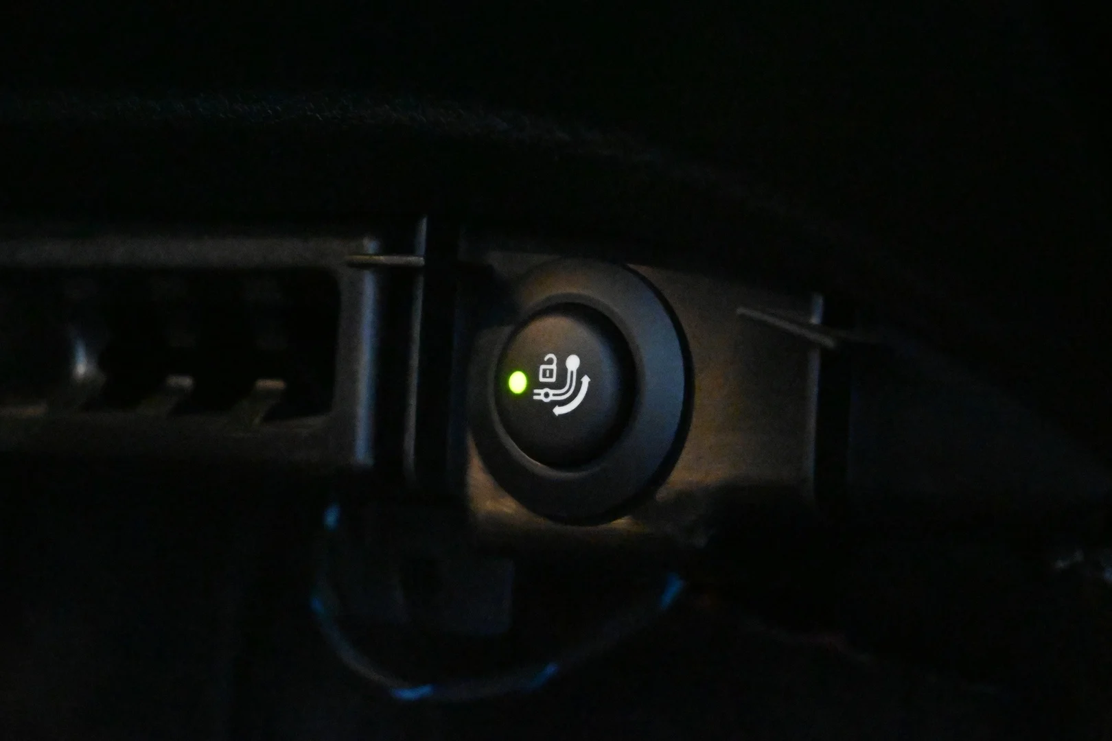 Car Image - 3cKf37M28dTio3kWO8YJrp