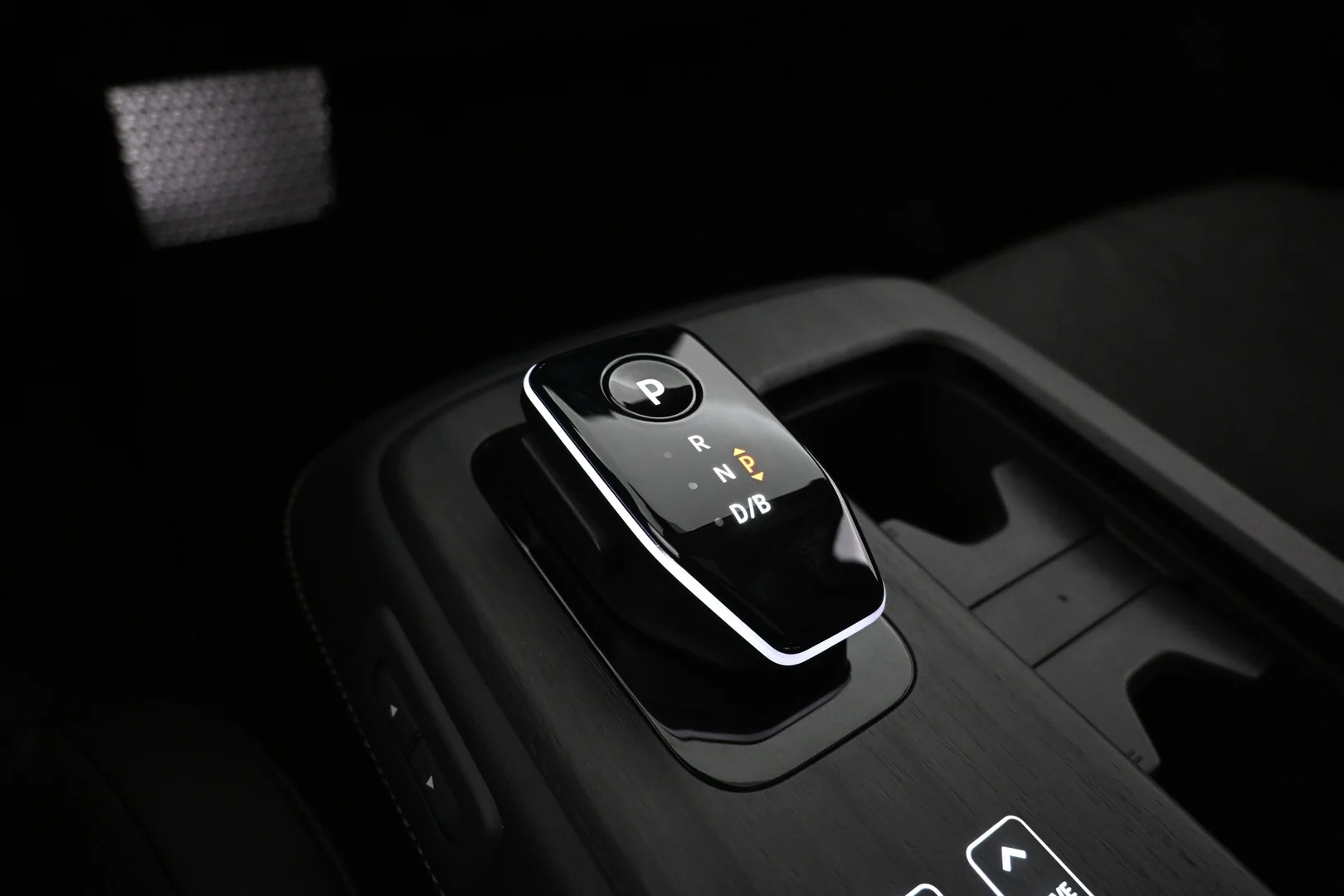 Car Image - NHL5we6hzPPoATdZrLJtZ