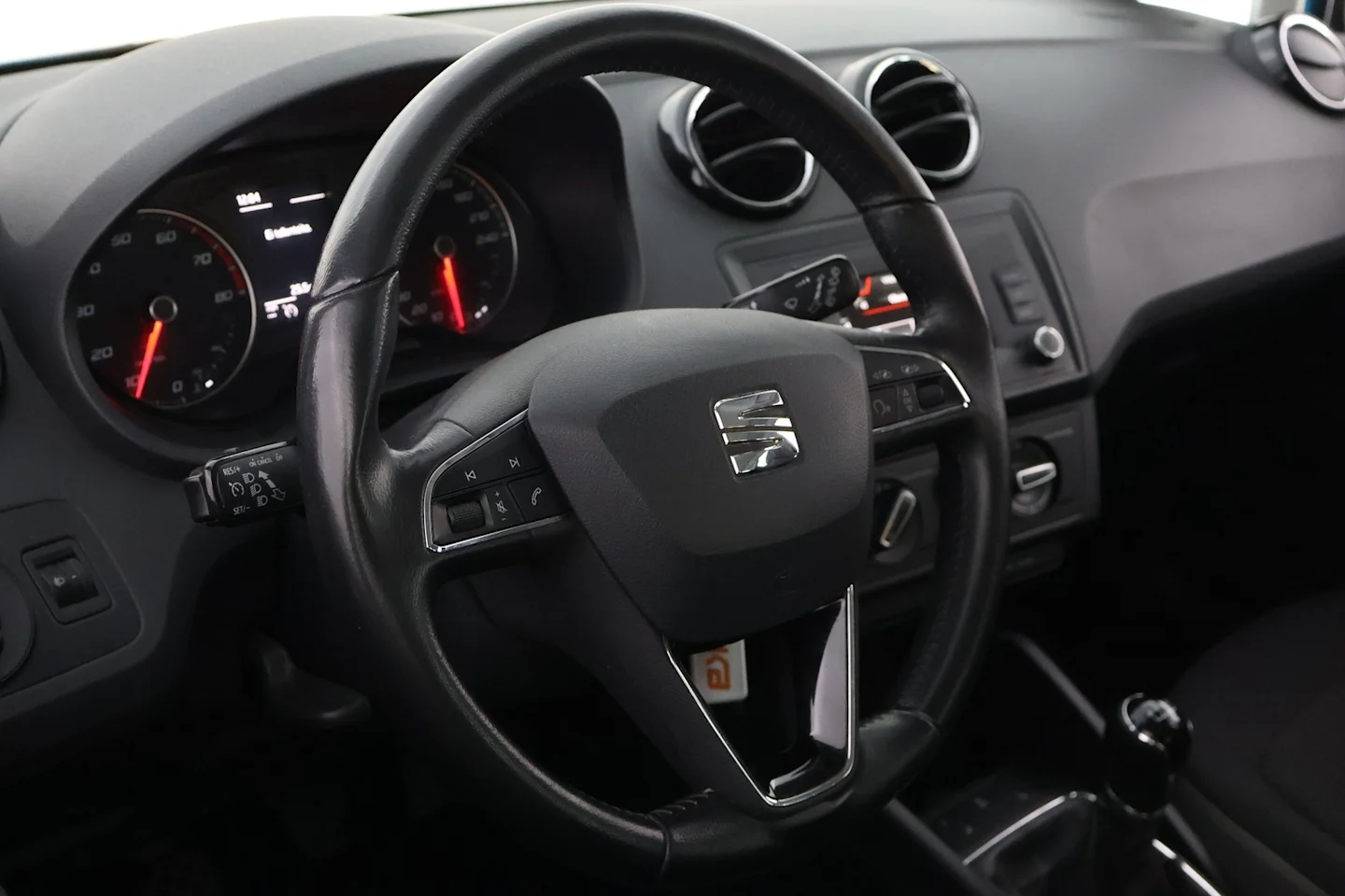 Car Image - 1ktIelNyVWMCu3HUivpKuX