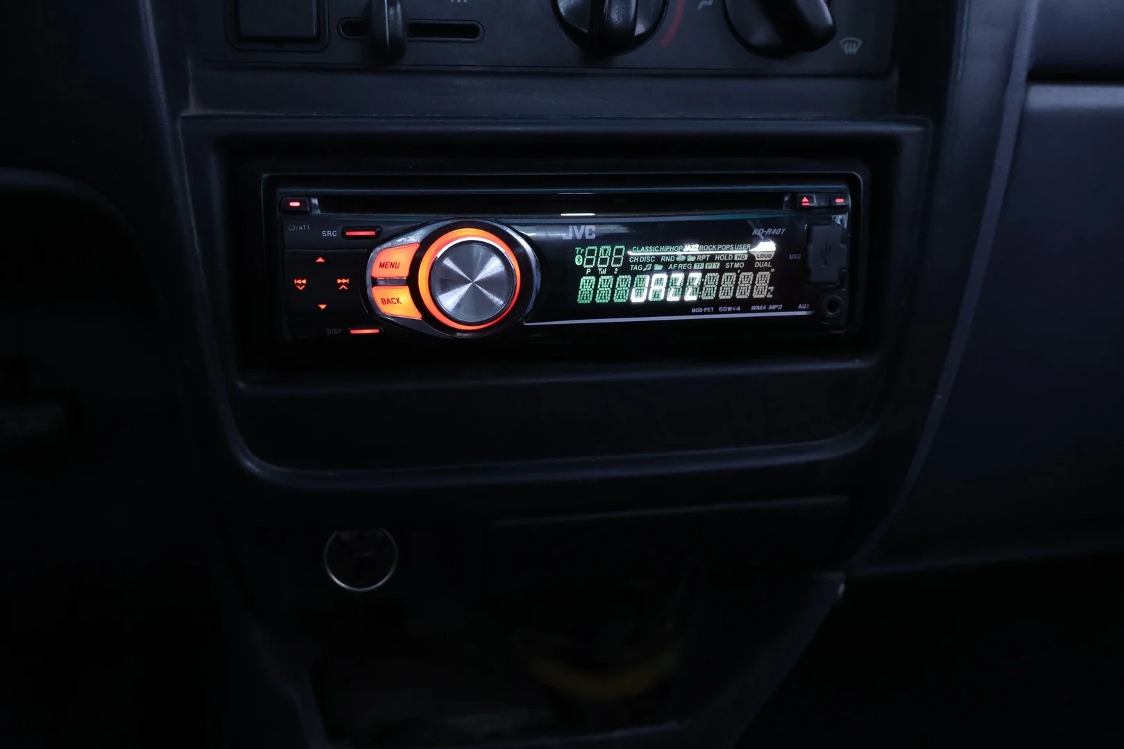 Car Image - 1nd9uA4KWcTamp6lMjsZWd