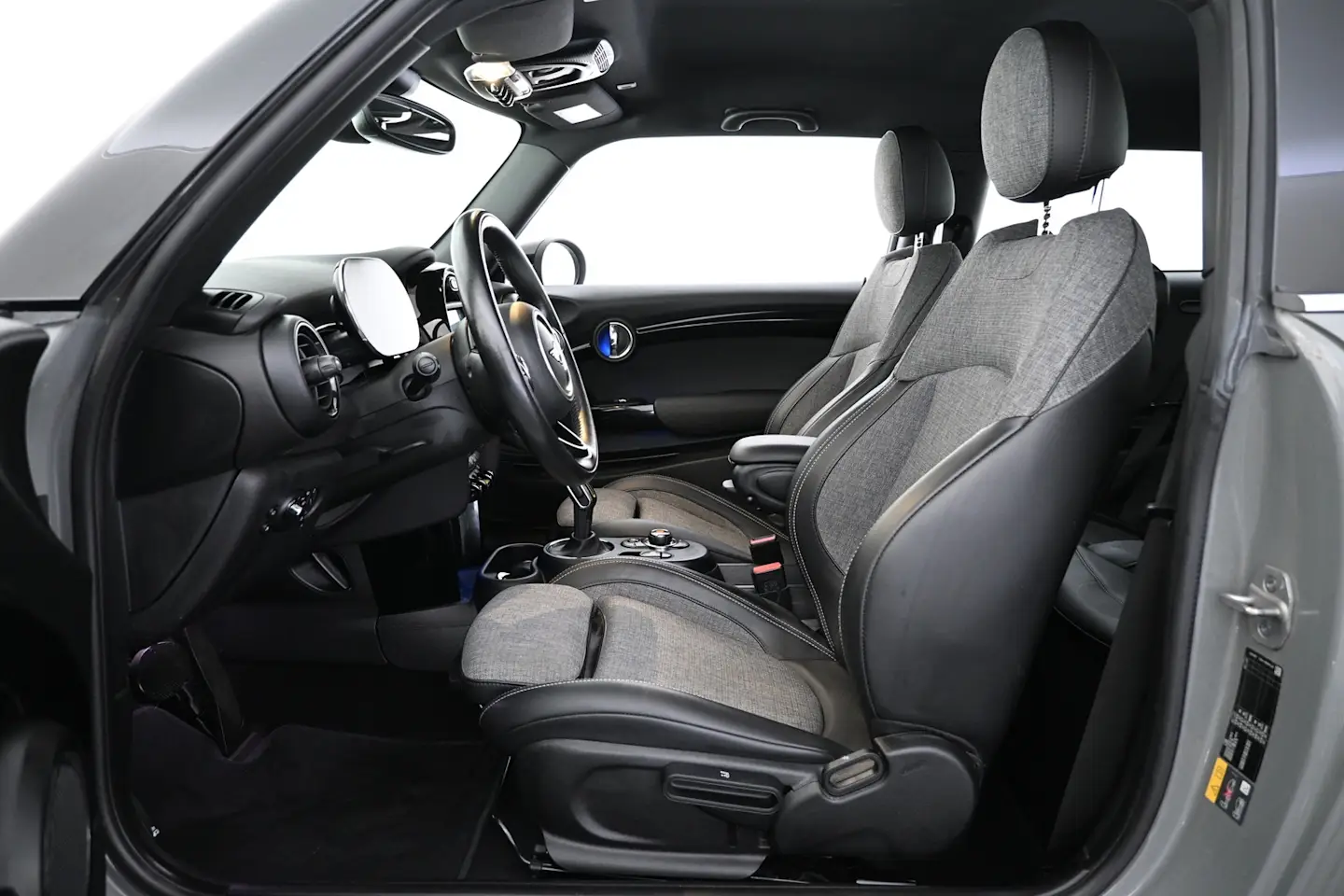 Car Image - 5cL9SRF7k3P4BnzPH05bd2