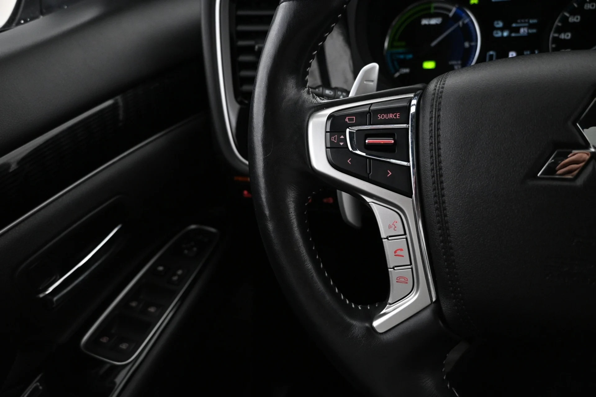 Car Image - 7JLLOYOWhRTJyrYEQBKF9C