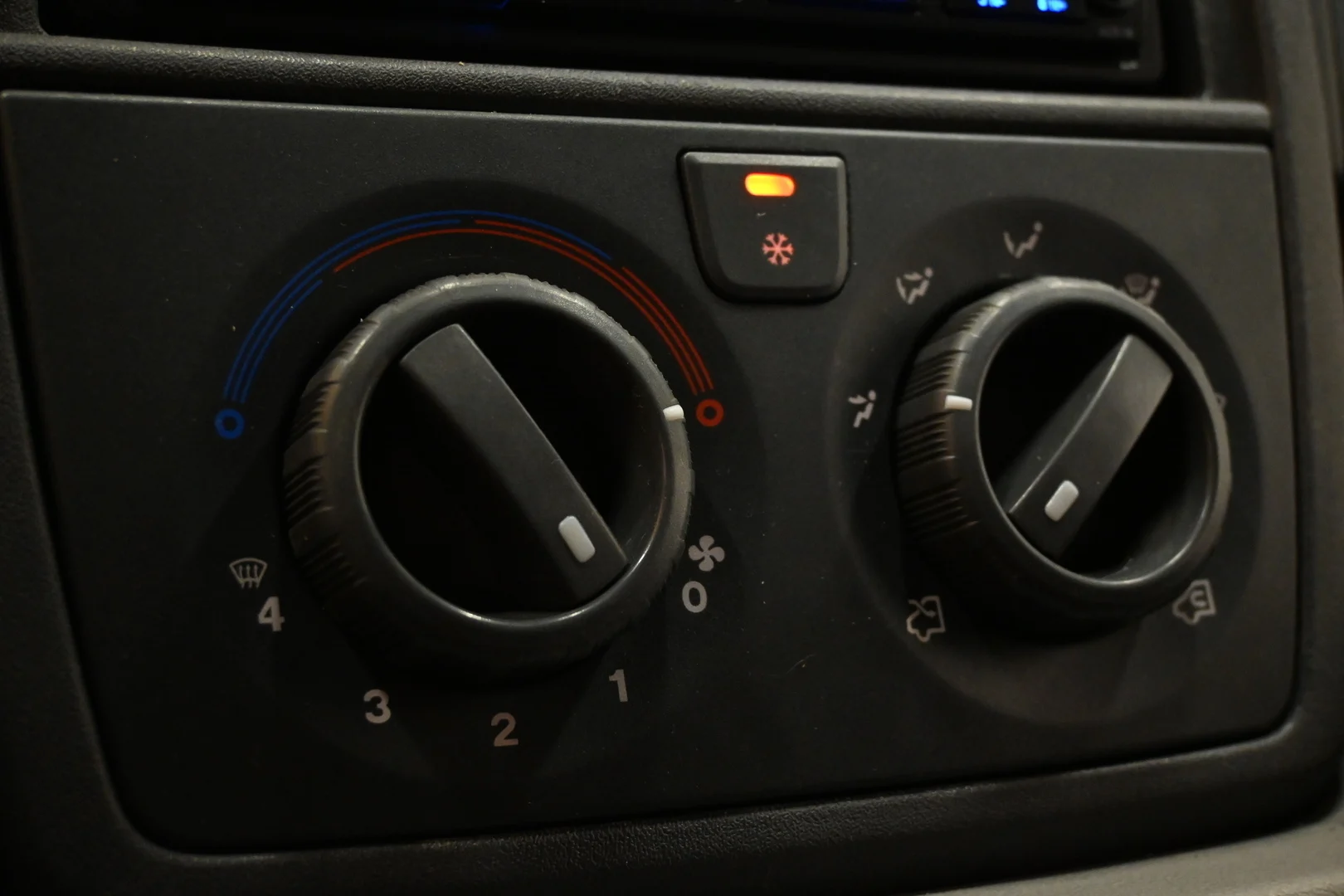 Car Image - 2ffoLnxjO2I1O3XgDJjh02