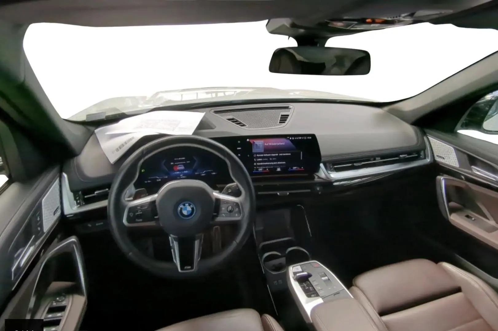 Car Image - 12JlXNuBvzFuqh9KMbnke6