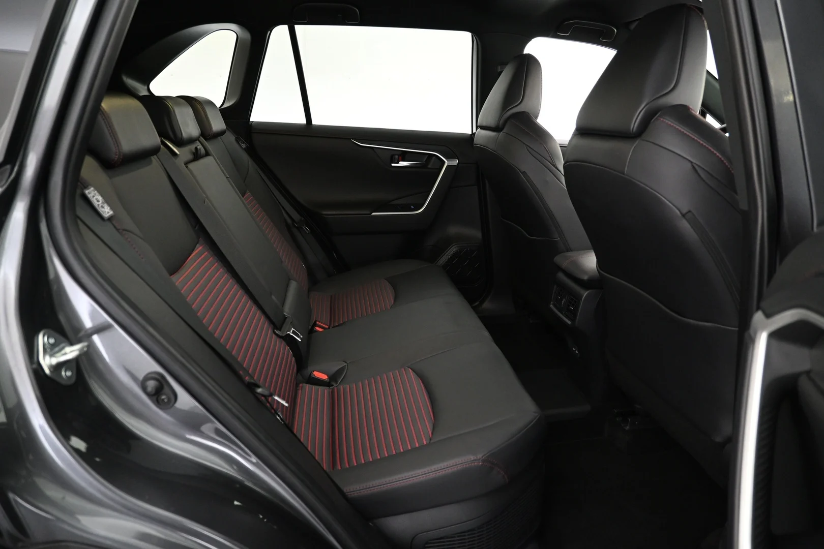 Car Image - 4IDYDYZvPomAxyh0v4qIiu