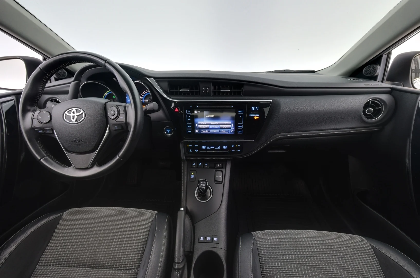 Car Image - 5TfhC5Zui6wQ5GUZ7k8Xtb