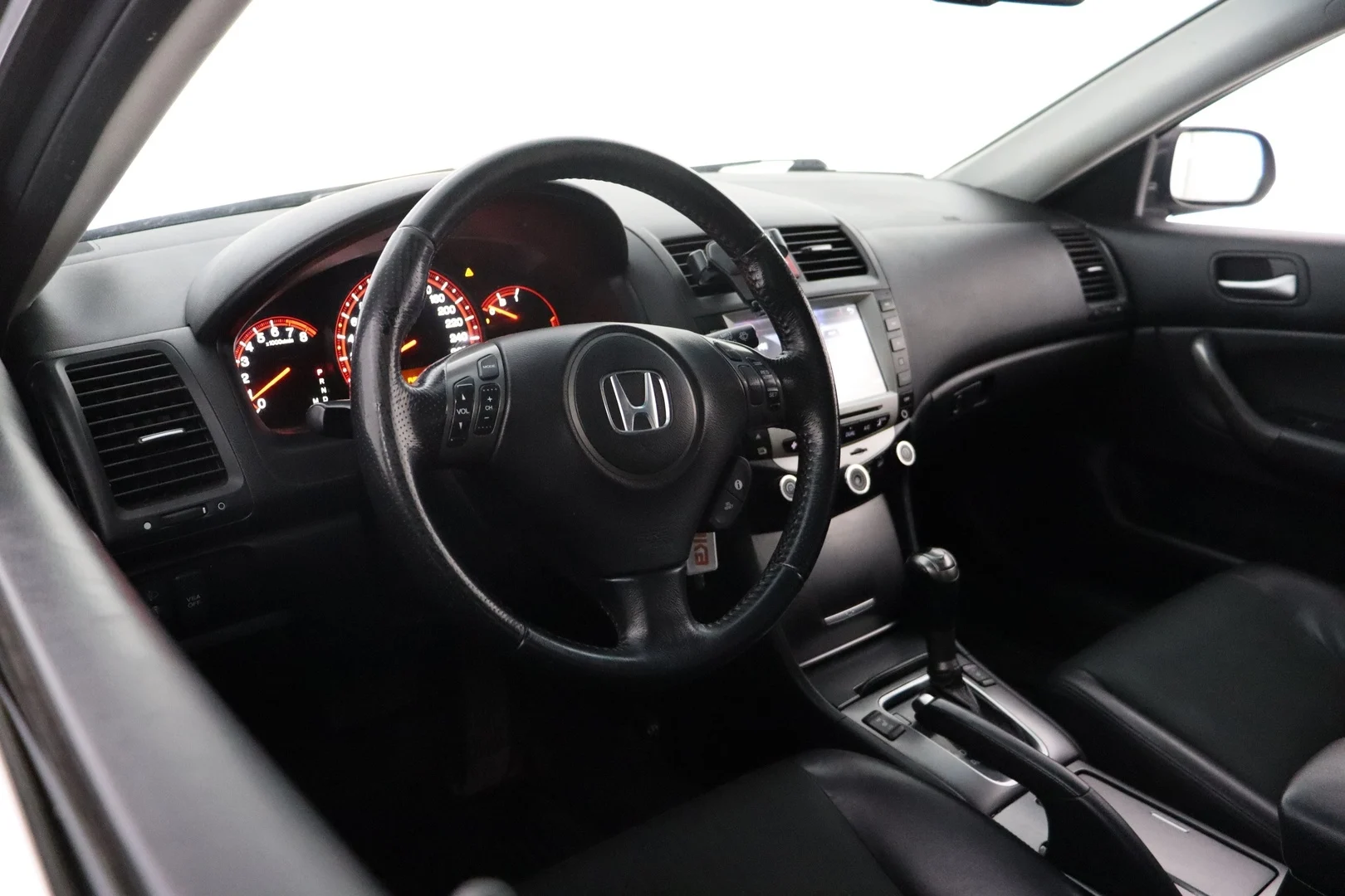 Car Image - 4ie7yxngo4NanXQJNgybjb