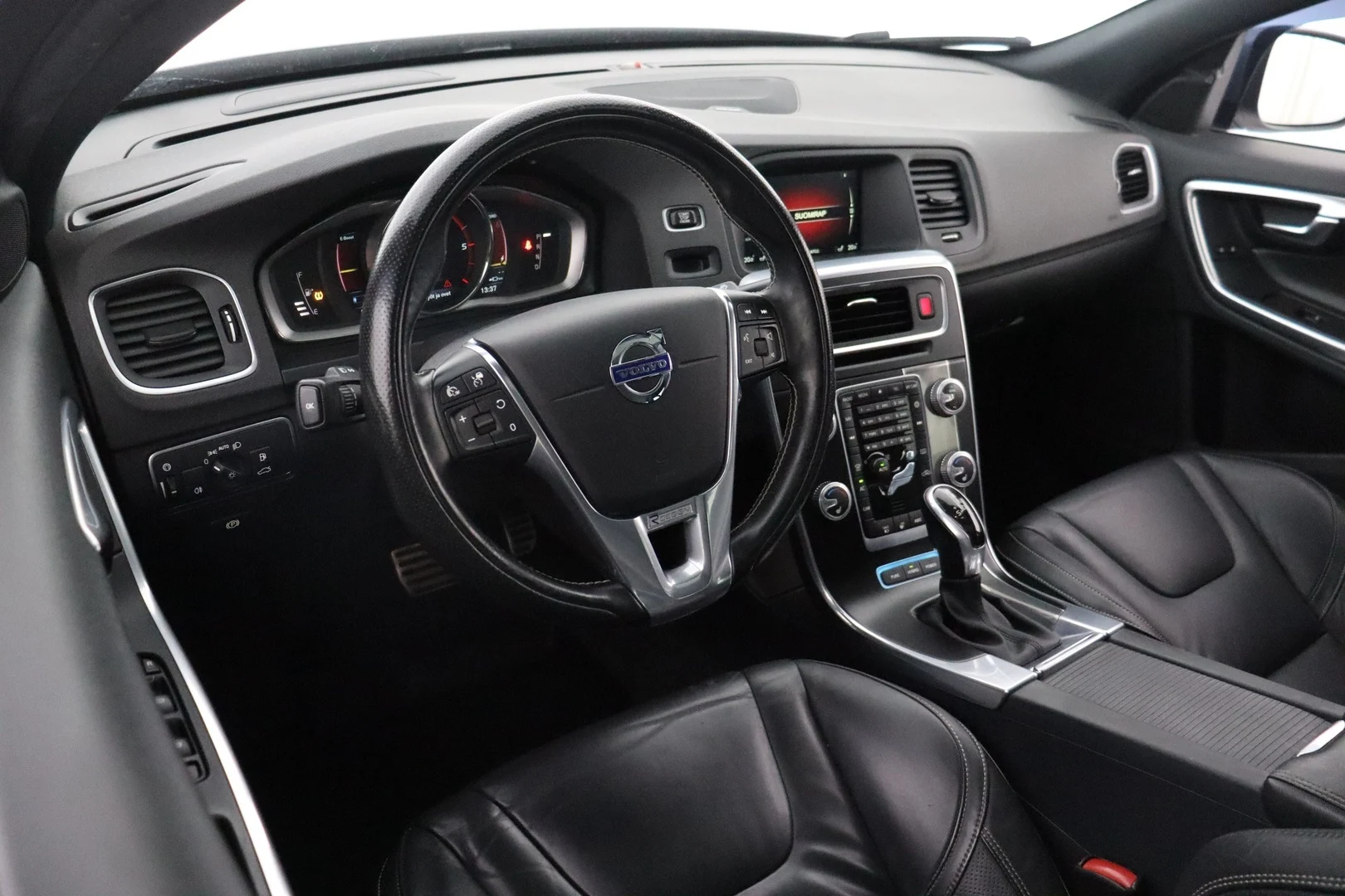 Car Image - 1XevqQoQBnIssFU4NZgdKv