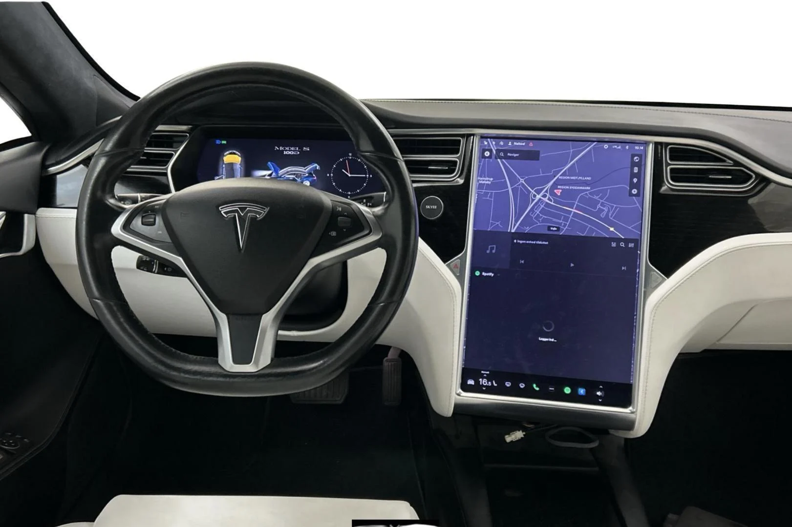Car Image - 3Pp5Fq8EduTBMxEVlgk4cF