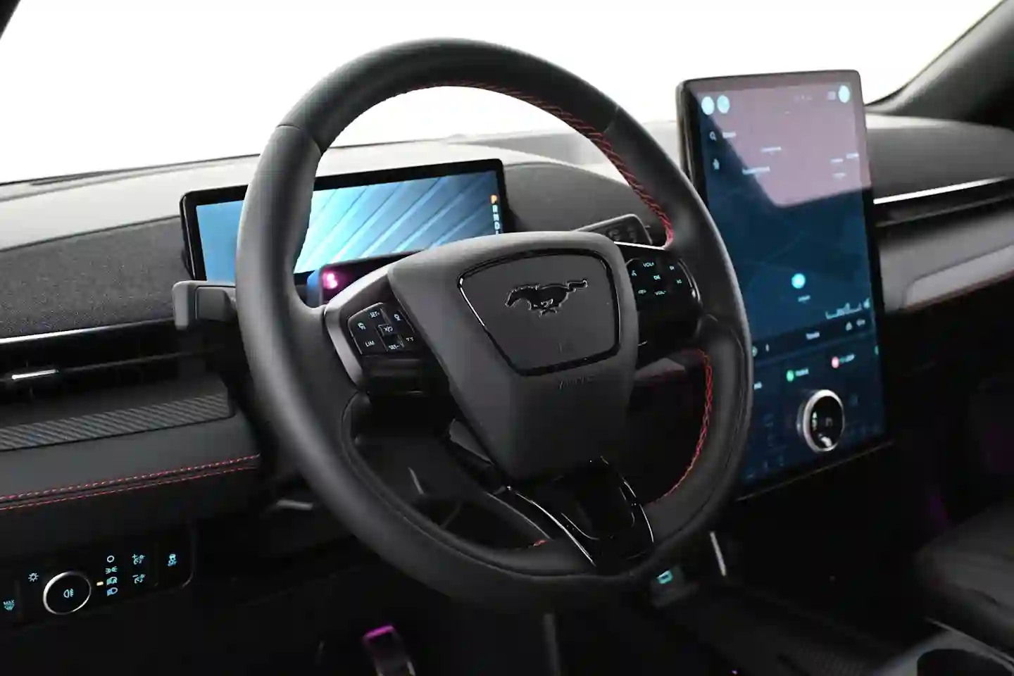 Car Image - RpcZvjHPOCGX7yEc4QZ0y