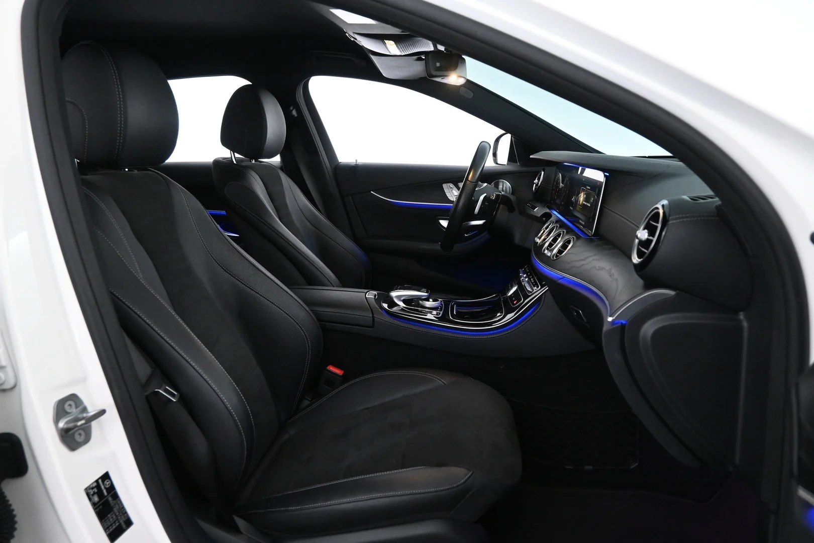 Car Image - 5l8xu6IlEKqyhX5QwkKjOj