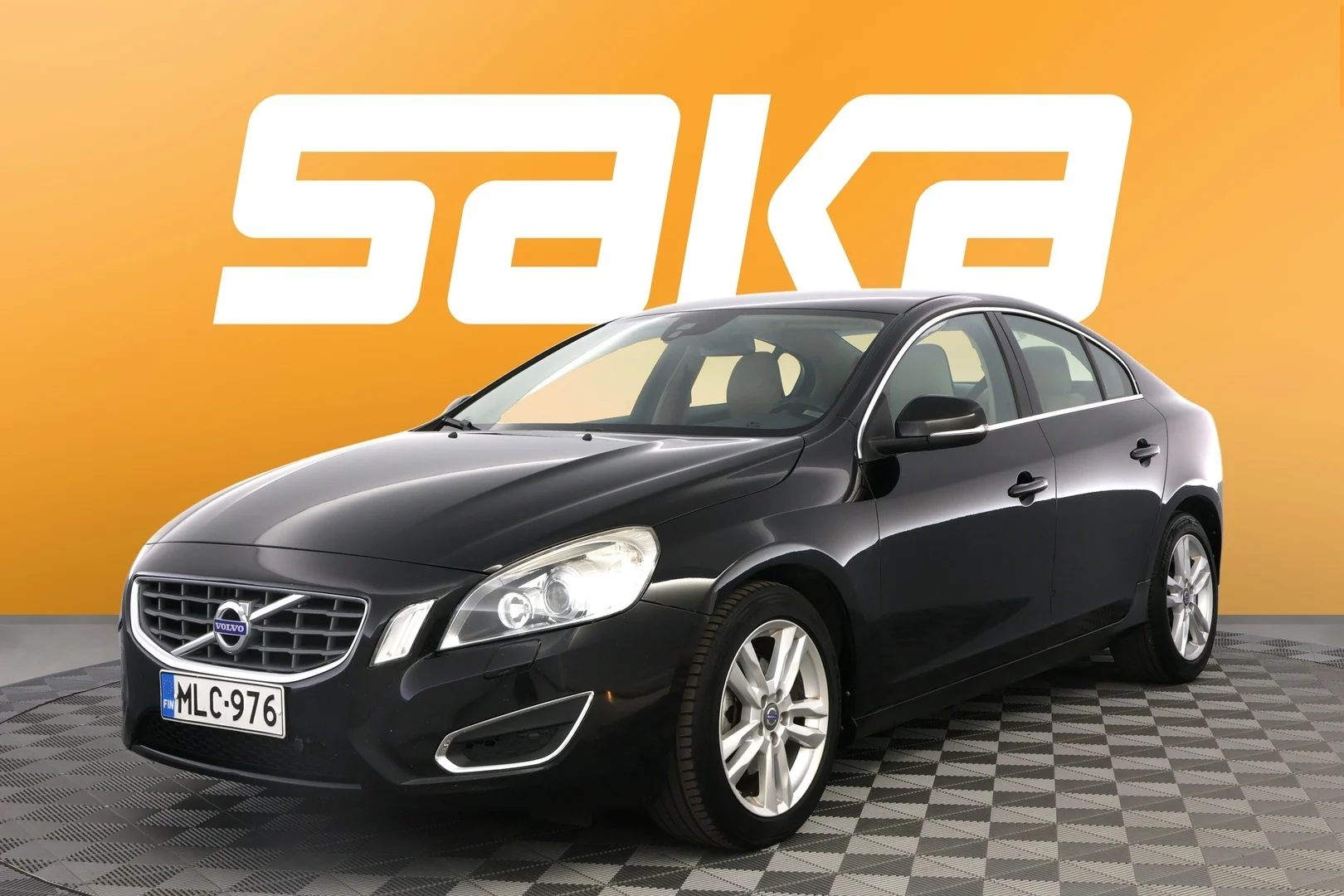 Car Image - 01wMe7ZFgh87vAqNZYT5kn