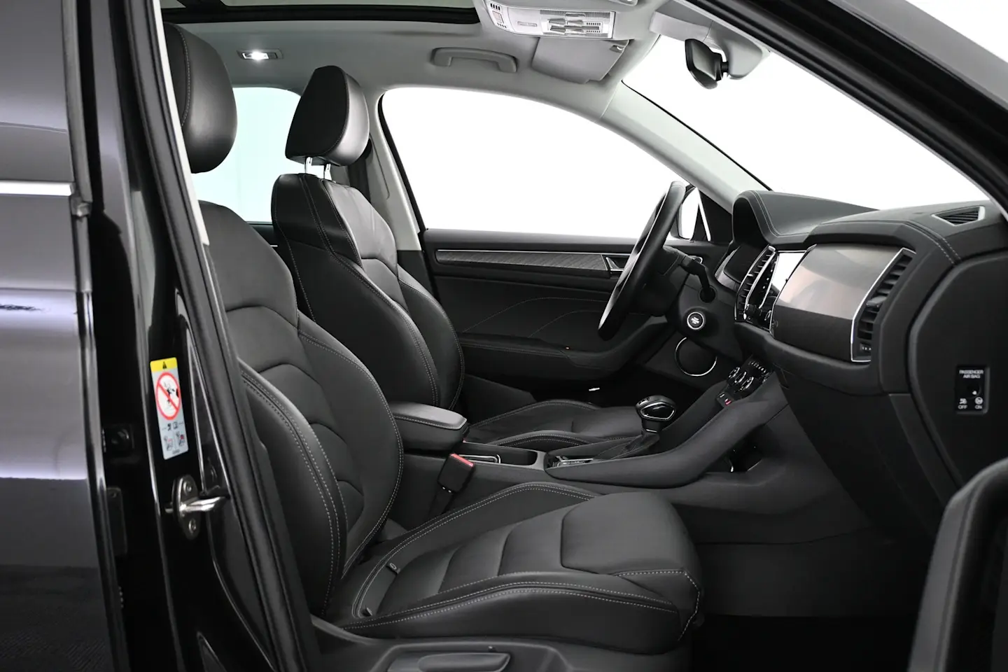Car Image - 29jUntYrl4SSzJnAc4rmpJ