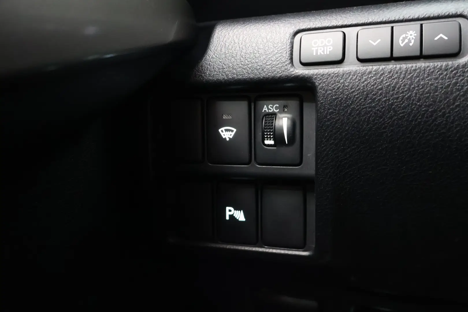 Car Image - 3rWvXhbzmb2l4UVNRs3abO